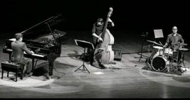 Luiz Zago trio se apresenta em recital virtual.