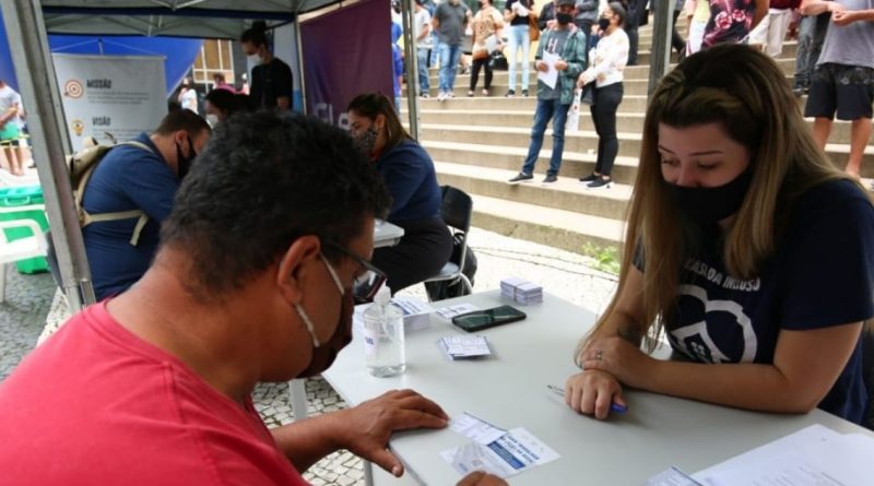 Mais de 15 mil pessoas participaram do Feirão de Emprego da Prefeitura de Florianópolis