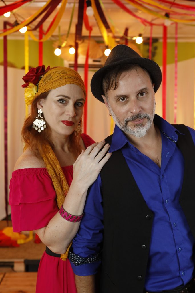 "Consoante Duo" apresenta recital em cidades de Santa Catarina.