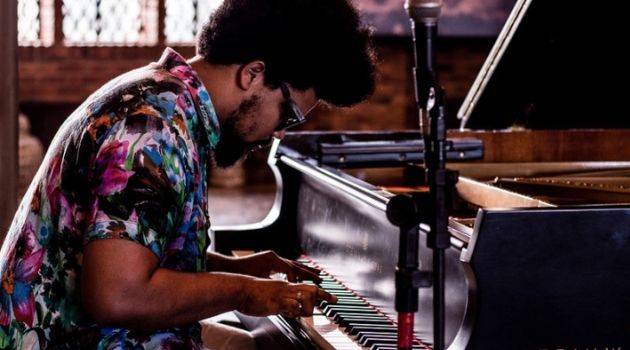 "Bamba do jazz’, pernambucano Amaro Freitas volta a Florianópolis e participa do Sexta Jazz AF