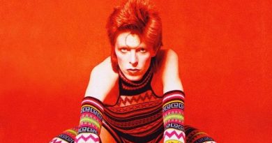 Ziggy Stardust, de David Bowie completa 50 anos de lançamento.