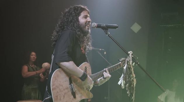 Com tema ambiental, Eduardo Du Norte lança single, "Vai sabiá".