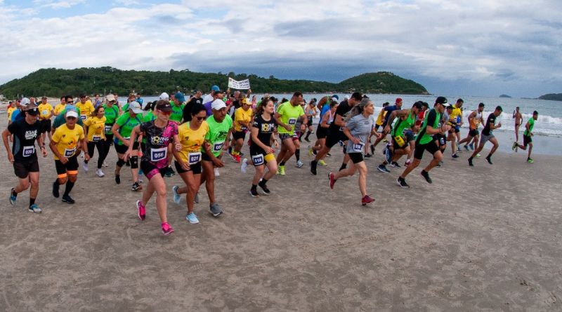 Bela Palhoça reuniu mais de 600 atletas na Ponta do Papagaio