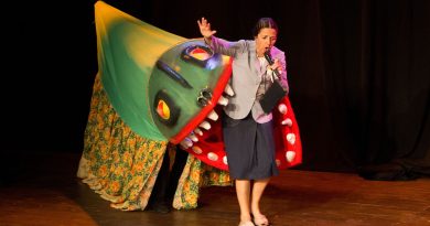 Domingo com Teatro apresenta espetáculo de Dona Bilica e o Boi de Mamão