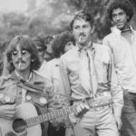 O dia que George Harrison convidou os Hell's Angels para se hospedarem na Apple