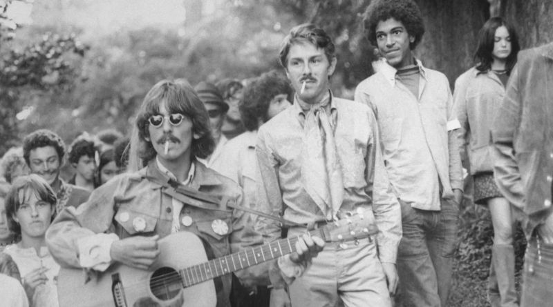 O dia que George Harrison convidou os Hell's Angels para se hospedarem na Apple