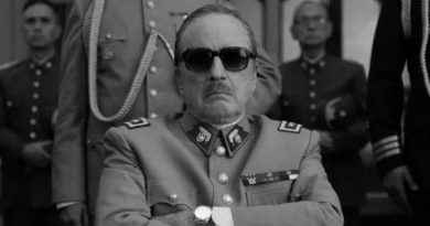 "O Conde", terror satírico sobre a ditadura de Pinochet, estreou na Netflix.