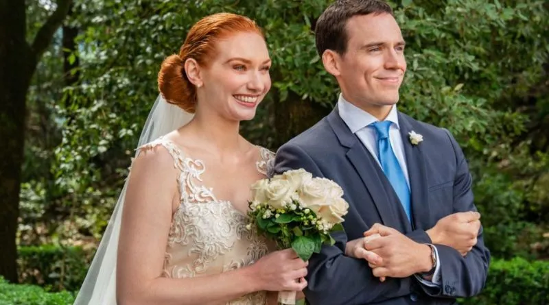 "Um amor, mil casamentos" uma opção de filme, leve e divertido da Netflix.