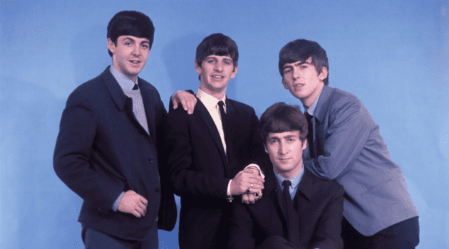Beatles lançam vídeoclipe de "Now And Then", produzido por Peter Jackspn. The Beatles: Sony Pictures anuncia produção de filme sobre a banda.