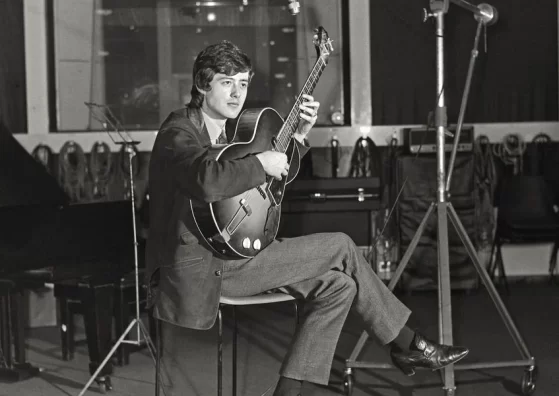 Jimmy Page faz 80 anos, conheça 20 curiosidades sobre o guitarrista.