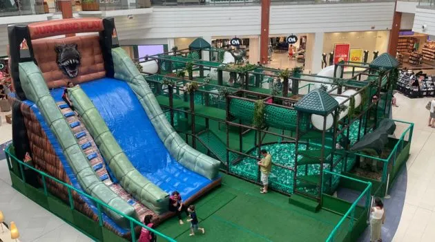 Jurassic Land leva a Pré-História ao Floripa Shopping nestas Férias