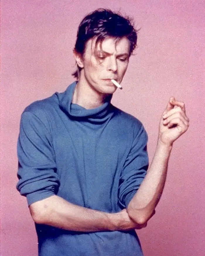 David Bowie também estava na mira do assassino de Lennon