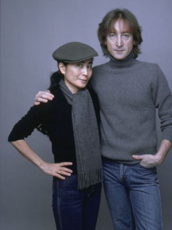 John Lennon dedicou a canção 'Woman' às mulheres que marcaram sua vida.