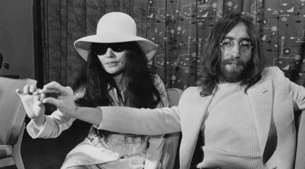 Há 55 anos John & Yoko se casavam em Gibraltar.