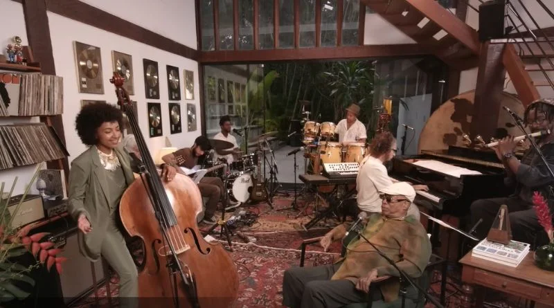 Milton Nascimento e Esperanza Spalding brilham em episódio do Tiny Desk gravado no Rio de Janeiro