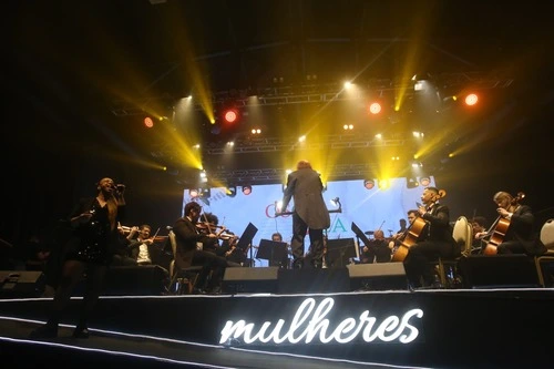 Espetáculo Sinfônica X une rock, pop e MPB em show imperdível no CIC