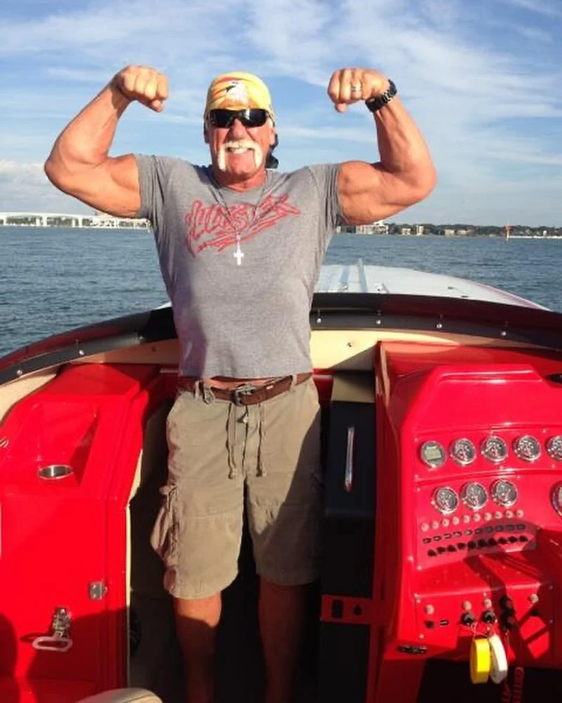 Morre Hulk Hogan: carreira marcada por lutas, filmes e apoio a Trump