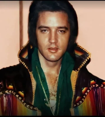 Colar "Garra de Leão" de Elvis Presley vai a leilão por valor milionário Colar "Garra de Leão" de Elvis Presley vai a leilão por valor milionário