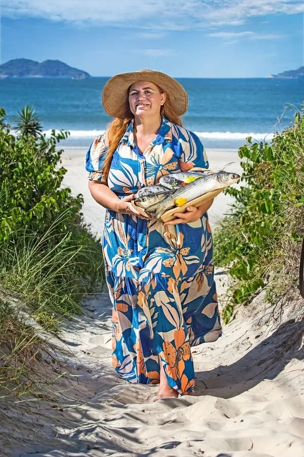 Exposição multissensorial celebra a força das mulheres açorianas em Floripa