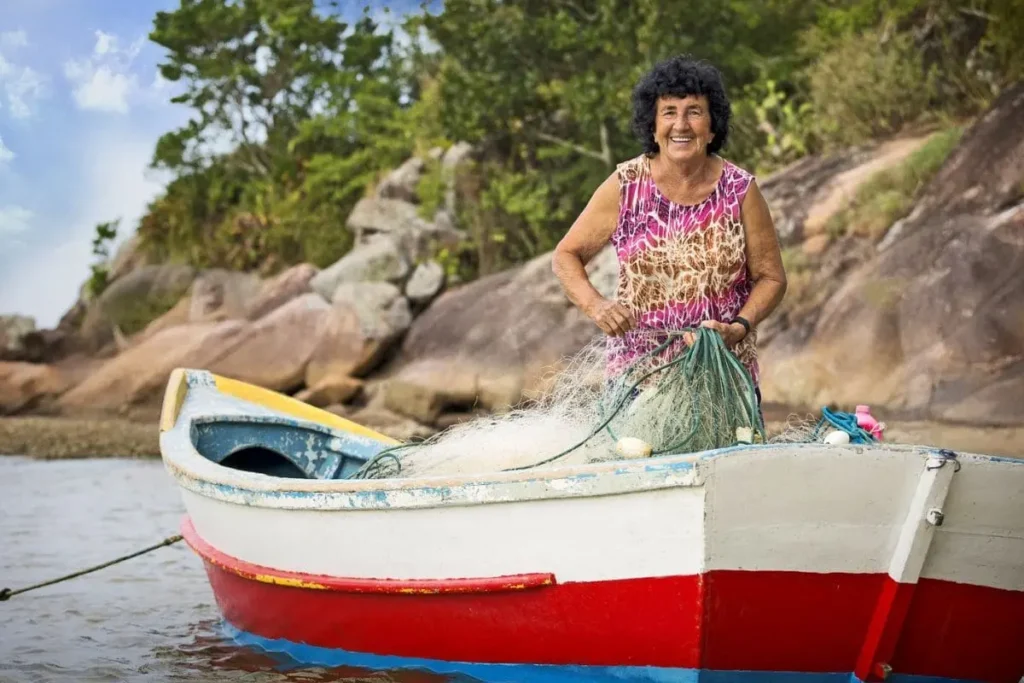 Exposição multissensorial celebra a força das mulheres açorianas em Floripa