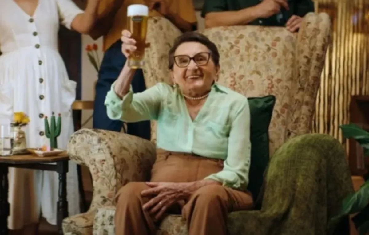 Tânia Mara vira estrela da publicidade após sucesso de “O Agente Secreto”