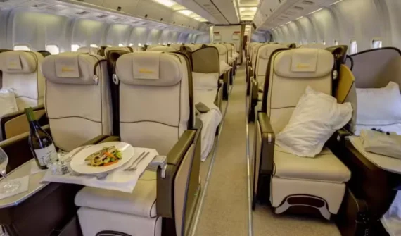 Conheça o luxuoso avião que levou a Seleção para a Copa