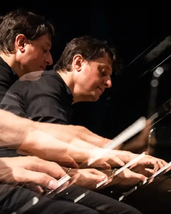 Festival Franz Cabaret celebra 100 anos da música brasileira com show gratuito