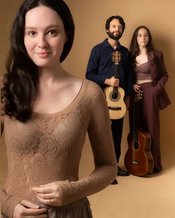 Rafaela Backer apresenta show gratuito sobre clássicos do samba-canção em Joinville